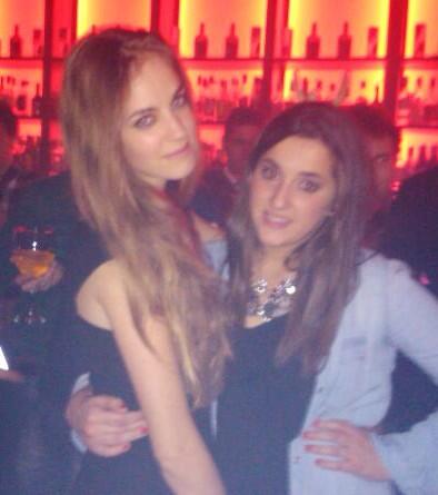 anamatomarti's tweet photo. Noches improvisadas con   @Maria_HdeM que nunca defraudan!! ❤️❤️ http://t.co/Pe2af5HmuV