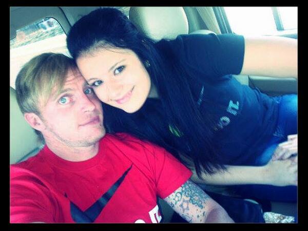 ShineBritsie's tweet photo. @van_deere amper #400 Dae saam! :D <3 loving you.. :* #PictureOfTheDay http://t.co/CCxvvRdmR0