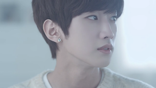 _b1a4mind's tweet photo. 어딜봐!!! 어딜봐...아련하네... http://t.co/wOPDYtYK4p
