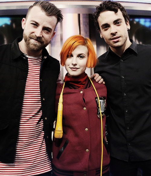 paramorebrasil's tweet image. Dia 9 tem show do Paramore na Austrália com Hayley Williams, Taylor York e Jeremy Davis! paramore.com.br