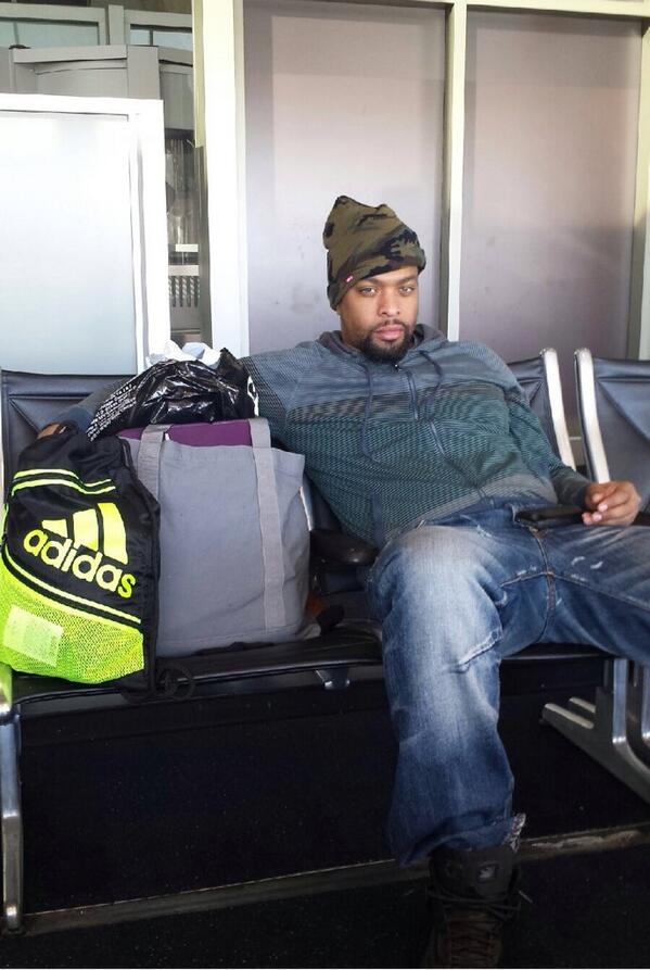 DeRayDavis's tweet photo. Seriously this weather is PHUKIN up my bidNess!!! #deRayDeLayed #COLDinKC #-10degrees http://t.co/TMtz0igUPU