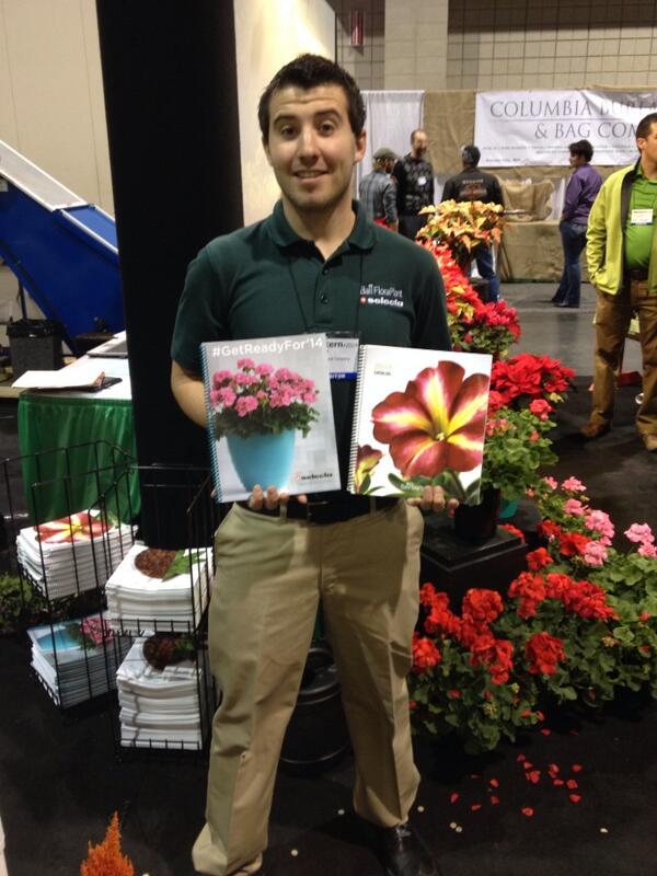 BillCalkins's tweet photo. #IGCs - meet @mday55 - now reppin @ballfloraplant and @selectanorthamerica - #WNLA14 #SWAT http://t.co/bRzaEaCQ3p