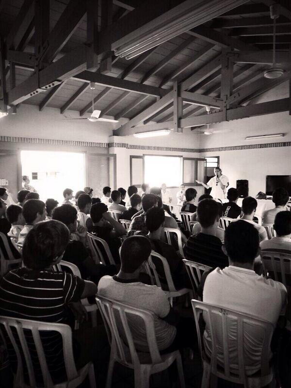 Los trabajos de nutrición y exámenes médicos arrancan. Foto vía: <a href="/AlvaBC/">Alvaro BC #24.926</a>