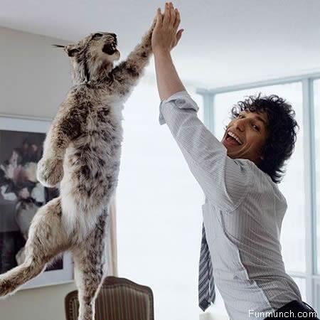 AnthemJHM's tweet photo. We are putting together a top notch team of high five specialists! The high five crew is being assembled! Stay tuned. http://t.co/65SSqYjQaU