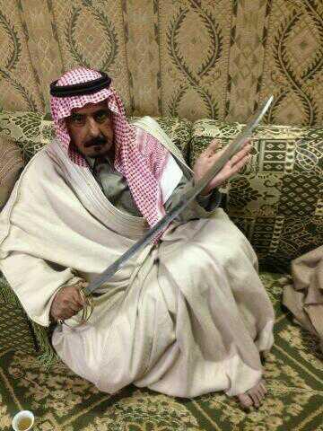 سعدون الهرس Twitterren الشيخ عقاب بن بندر بن عقاب بن علوش بن مسلط بن محمد بن حمود بن ربيعان وفي يديه سيف جده الشيخ مسلط بن محمد بن ربيعان 1 Http T Co 7zxv58ucsg