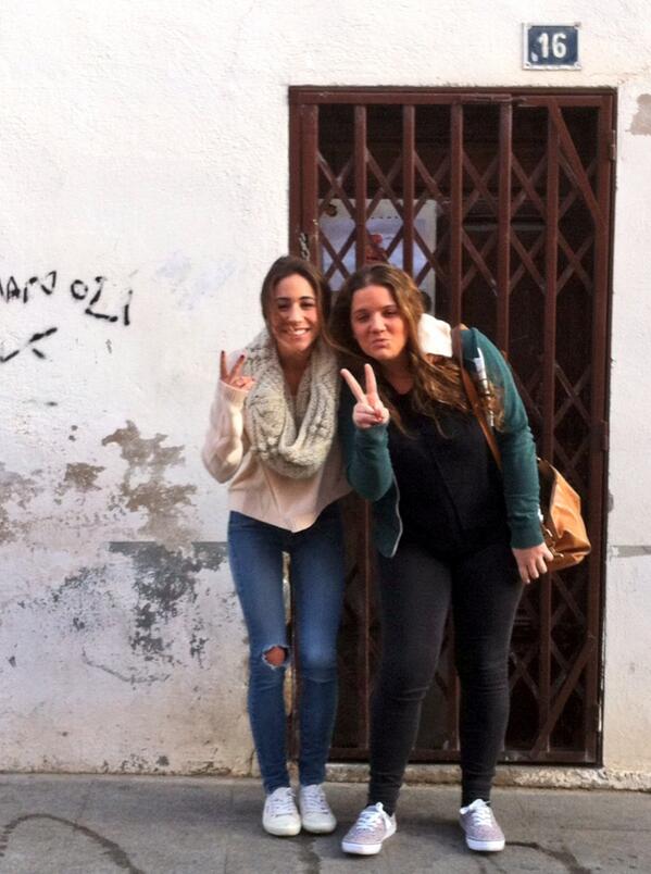 Debra_perez's tweet photo. @miriamgarcianv no te olvides de mi 😞 http://t.co/ghE1FVWaIa