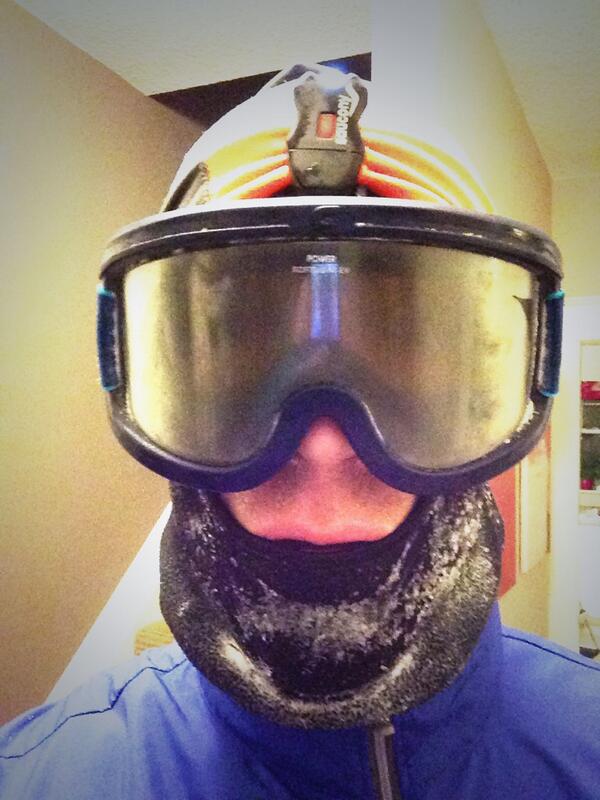 bruceyss's tweet image. And the award for "Dedicrazy" goes to... tonight's "easy" run done in -28 C and 50 kph winds #characterbuilder