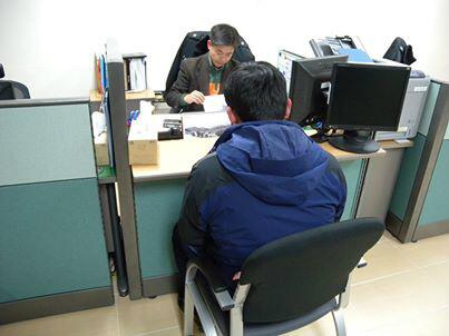 제주지방해양경찰청(청장 송나택)은 경기 침체와 선원 구인난으로 이중고를 겪고 있는 어민들의 절박한 심리를 악용한 선불금 사기를 근절하기 위해 ‘14년 한해를「선불금 사기 방지의 해」로  지정, 운영할 계획입니다