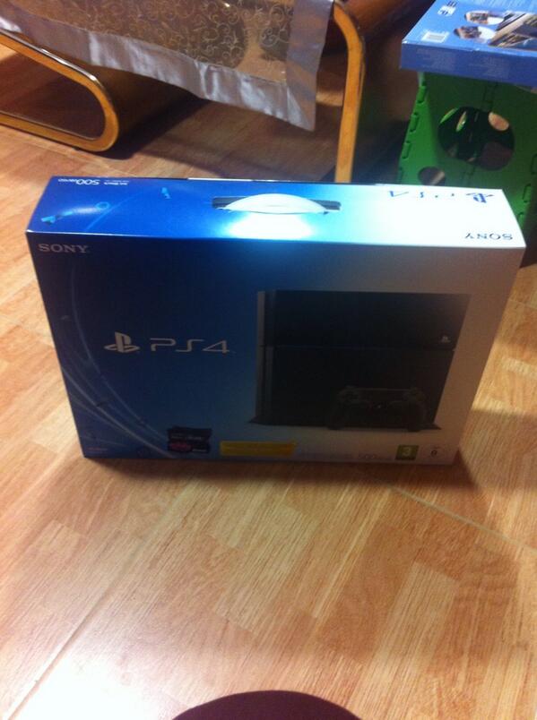NachoGH8's tweet photo. Pedazo de regalo de la mejor hermana del mundo...@IsabelHermanas http://t.co/q2ZzNNr1QC