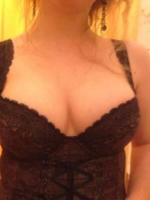 ccmooree_ed_974's tweet photo. lingerie #bigboobs #nonnude #lingerie #cleavage #boobs #bigtits #bustier http://t.co/jCr9afEAML http://t.co/3pl2kwam8e