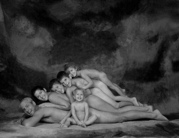 #MostAwkwardPhotoEver #NakedWithMumAndDad