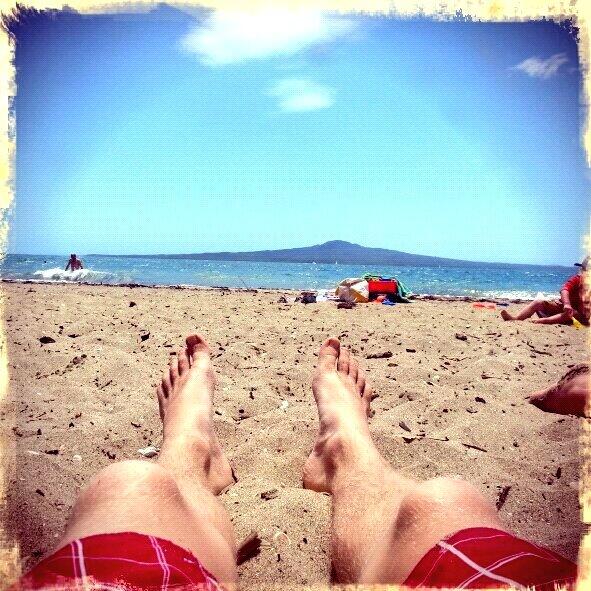 dylan_sheehan's tweet photo. Nice day at #kohimarama #beach @staciierowe http://t.co/ArL5cOWcNf