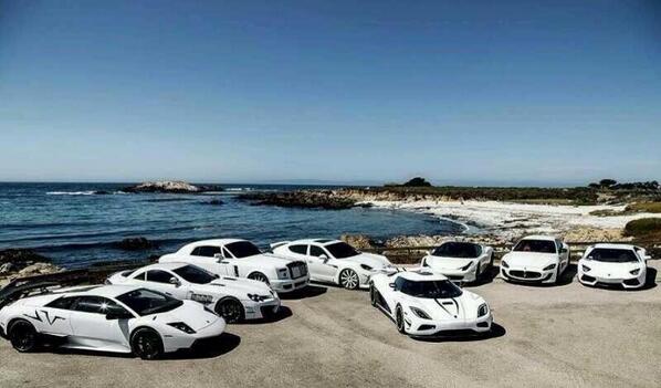 MilionaireLife's tweet photo. Pick one😍😍 http://t.co/9dFboH2Eam