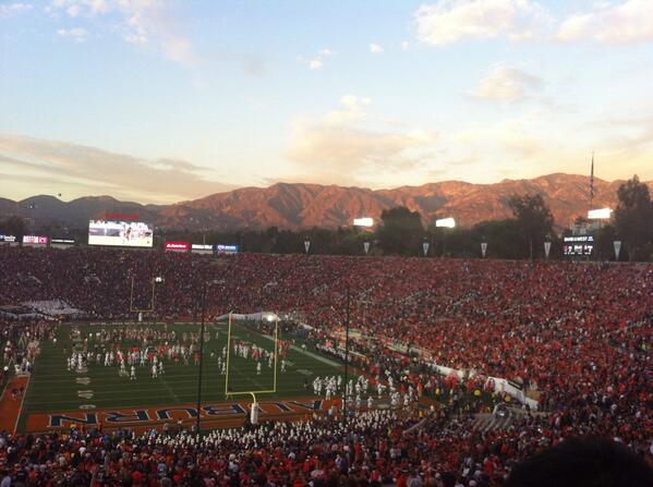 RunMWebbRun's tweet photo. Auburn fans are dominating the stadium!! #questforthecrystal #wareagle http://t.co/N2pITpnD2g