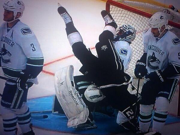 Strombone tweet media