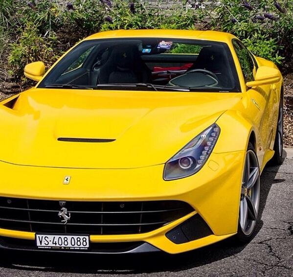 RealDreamCars's tweet photo. I want this so bad! #ferrari http://t.co/uC2wtZSkFG