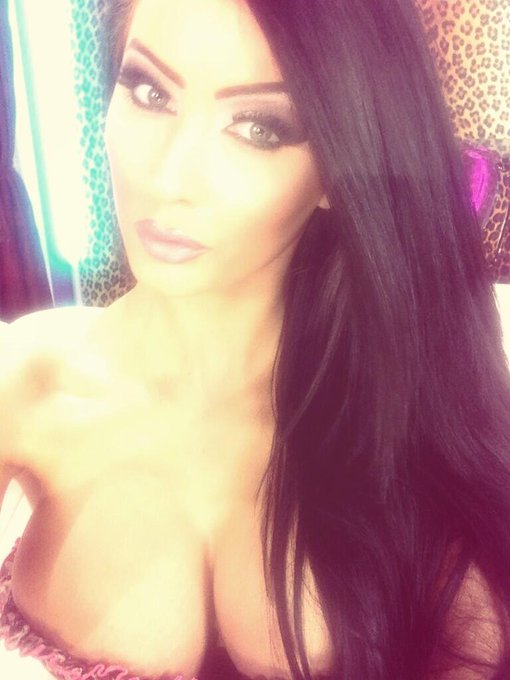 On your screens NOW on channel 932 @RedLight_tv or stream 4 on http://t.co/XdkBxil6TH - CAAAALL MEE :)<a class="tags" href="/tag/redlight_tv">@redlight_tv</a><a href="/tag/naked"class="tags"><span>#naked</span></a>
