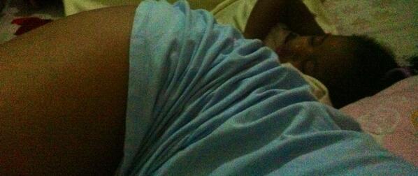 lucesitagonzale's tweet photo. Lista para Dormir . Donde esta mi @Ken ??? http://t.co/sgCgBA1nWL