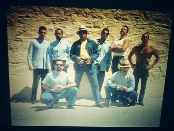 antonniolu's tweet photo. La onda. http://t.co/Xrbl85btHV