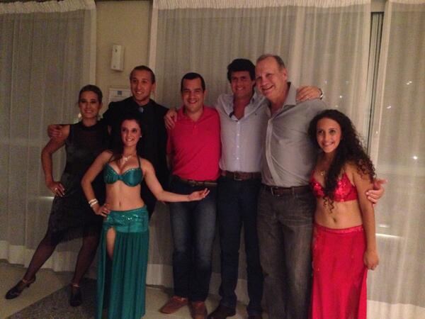 rodo_friedmann's tweet photo. Con tiki, y con Mario Ferreiro http://t.co/QrEpeQV4X6