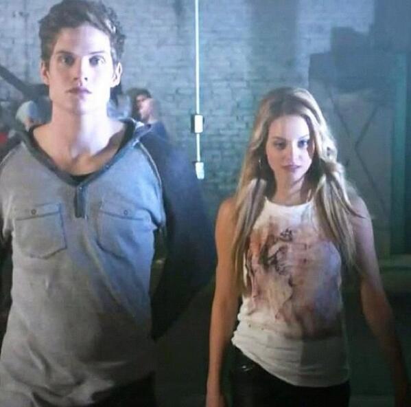 SeductiveBetaTW's tweet image. "Me and Isaac are like, a million times more fierce than Beyonce."