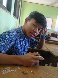 GayGhanis's tweet photo. gw suka sma dy tpi apa dy suka sma gw ??? http://t.co/UIn8Uwxfbx