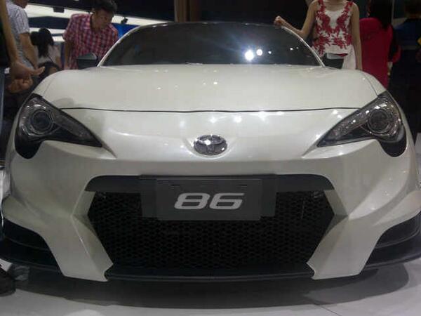 AAuto2000's tweet photo. New Sport FT86 bisa segera anda milik. Dapatkan harga &amp; penawaran terbaik.
087808780548 / 2af43689 http://t.co/6DG6RAjxiB