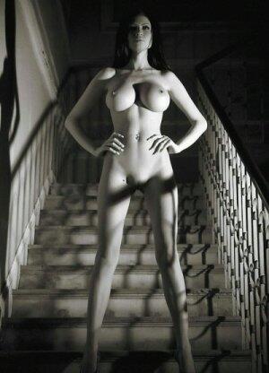 young_577893108's tweet photo. bigtits #blackandwhite #page #bigtits http://t.co/Kddq1o6qe6 http://t.co/mXsGB3pAFQ