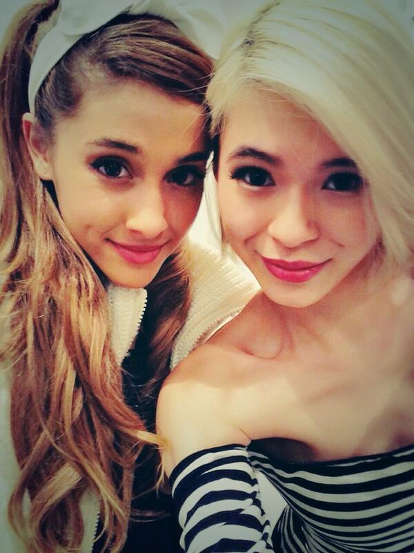 藤川ありす アリアナグランデちゃんが09gydaき来てくれて ボリュームショートコートを2色買いしてってくれたよ バニティにもよく行ってるみたい 超可愛いかったーーーー Http T Co 29juslzigb