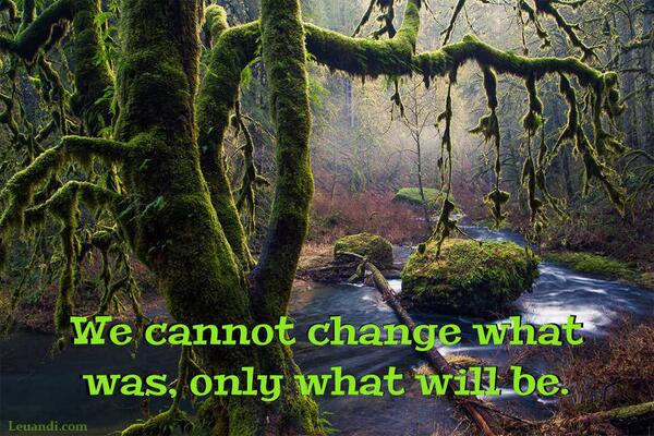 leuandi's tweet photo. Your Future Is In Your Hands: We cannot change what was, only what will be. http://t.co/P1rTHbrYH9 http://t.co/32YfxTHcFV