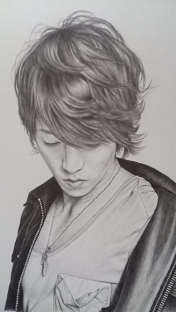 色鉛筆画家 森千広 山p 山下智久 描いた鉛筆画です A3ケント紙 気に入っている絵の一枚ですね Http T Co Ki4g2ldki2 Twitter