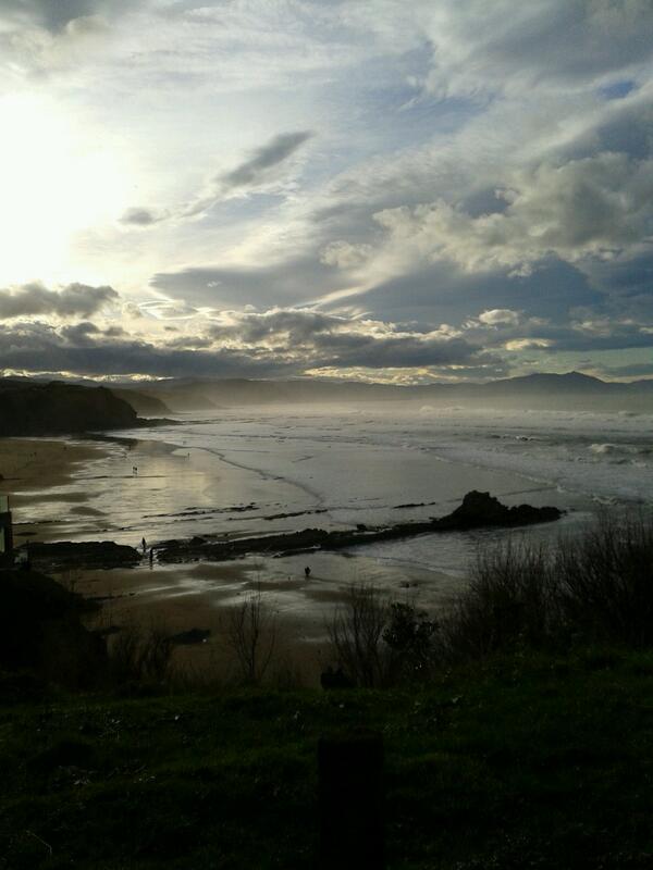 i_barrena's tweet photo. Primer bañito del año, #sope http://t.co/rHj4NA6YFu
