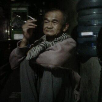 kudakudaz's tweet photo. Hidup itu jangan di ambil pusing, jalani dan nikmati (by IPIETH si manusia tanpa BEBAN ) http://t.co/NuDieAGwws
