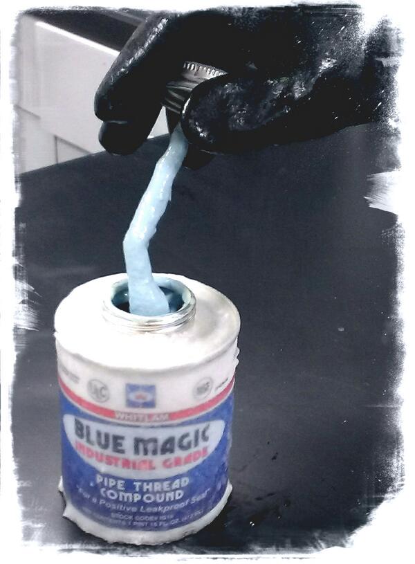 JCWhitlamMfgCo's tweet photo. BLUE MAGIC Industrial Grade Pipe #ThreadCompound is brushable to -50F (-45C). Visit: http://t.co/ebvFXJAETU http://t.co/Btr7TUnz3y