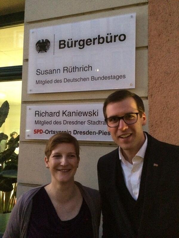 Büro <a href="/SusannRuethrich/">Susann Rüthrich</a> <a href="/kaniewski_dd/">Richard Kaniewski</a> und @SPDpieschen eröffnet, viele Gäste, Stimmung gut - Glück auf! #SPD #Dresden