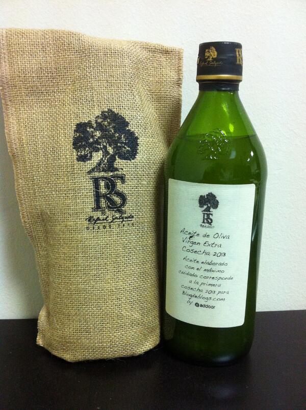 Hoy hemos recibido una botella de aceite <a href="/AceitedeCalidad/">Aceite de Calidad</a> (
Rafael Salgado) gentileza de <a href="/addoor/">Addoor</a>. Gracias!