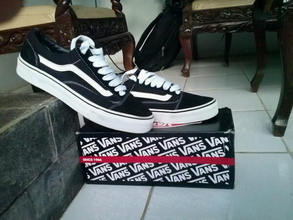 Terima kasih untuk <a href="/aftshop/">a f t shop!</a> yang telah memberikan ini kepada vokalis kami \m/.