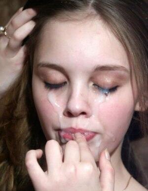 mooret_35001563's tweet photo. facial #mycm #iwanttocumonherface #iwanthertosuckmycock #iwanttocuminherhair #cumshot http://t.co/y8umJvozJ5 http://t.co/xeHRoOqe2d