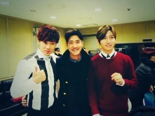 Sup3rJunior tweet picture
