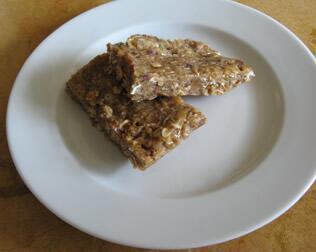 AccelHealth's tweet image. World's greatest homemade protein bars? #TastyTuesday modo.ly/KxggWd