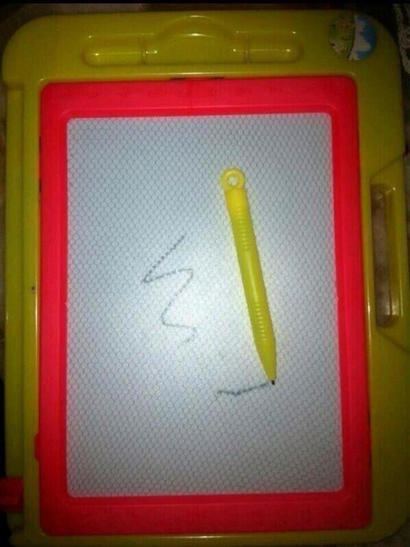 berbigils's tweet photo. "@fyimadude: iPad gw pas gw msh kecil wkwk http://t.co/llgJosJFwz"bego punya adek gue tuh=))