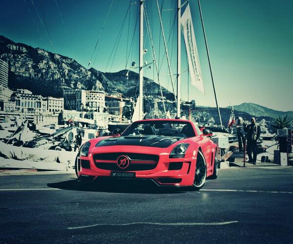CurvesAndWheels's tweet photo. โ@girlsandcars23: #mercedesbenz #sls14 #amg http://t.co/FFRLHtxpkyโ Like this #curves