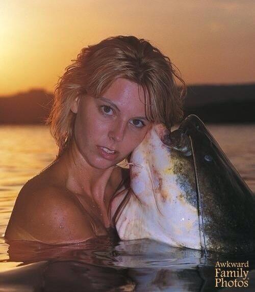 TuffStuffRecord's tweet image. If I can sell 20 records in the next 2 weeks I'll reenact this photo.  tuffstuffrecords.bigcartel.com