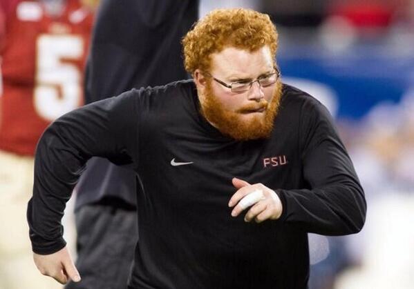 RealRedLightnin's tweet photo. Mr Steal Yo Girl #RedLightning http://t.co/WAS2OzgAjz