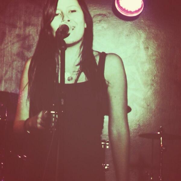 highvoltures's tweet image. #souvenir de #concert On vous prépare quelques #surprises pr tout #bientôt ;)