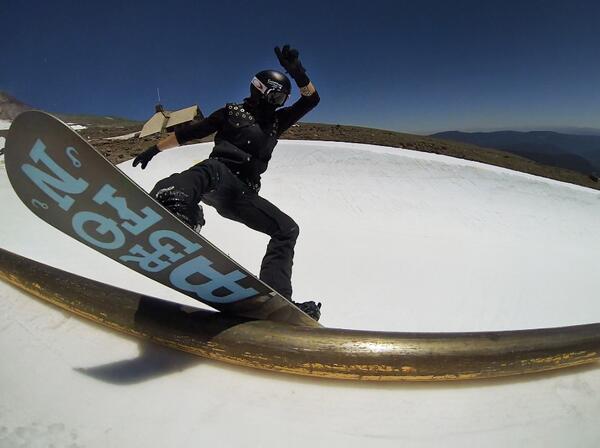 shaunwhite's tweet photo. Make em say ughhh #nanananah #FrontD http://t.co/Vg6DukHFc9