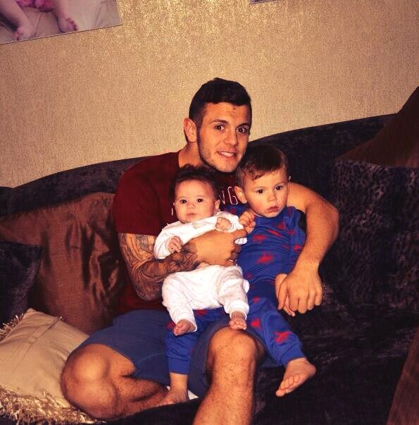 Jack Wilshere on Twitter: "Watching the Game with Archie and  Delilah......#Son #Daughter #Blessed http://t.co/UNtMIcHe2U" / Twitter
