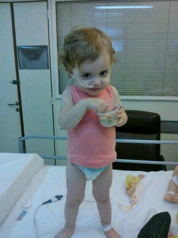 Se llama Anita y necesita un Corazón, las lágrimas se me caen y me acuerdo de mi Princesita #UnCorazonParaAnita RTRT