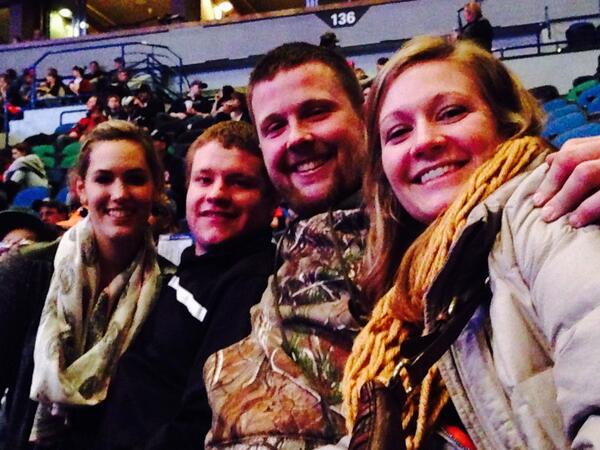 mellycakes3's tweet photo. At @nitrocircuslive nitrocircuslive http://t.co/tvz0v1NxUW