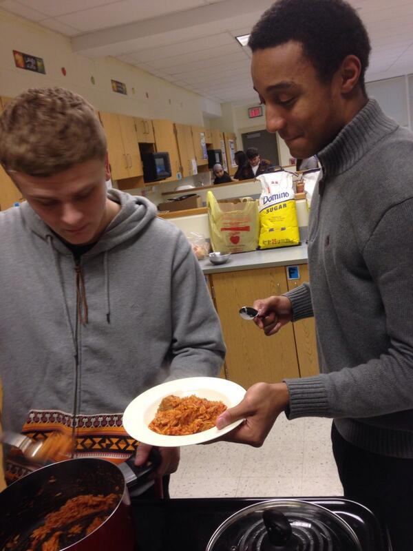 _buttaatrippyy's tweet image. #FeedMalik #Homeless #GiveBackTocommunity #helphim @iAmDaaGreatest